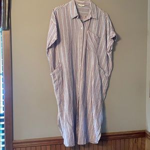 Easel striped Duster/dress size Medium EUC